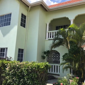 Hotel Beautiful 2-Bed Apartment In Sunny Jamaica cazare Duncans