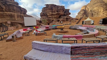 Hotel Aladdin Camp