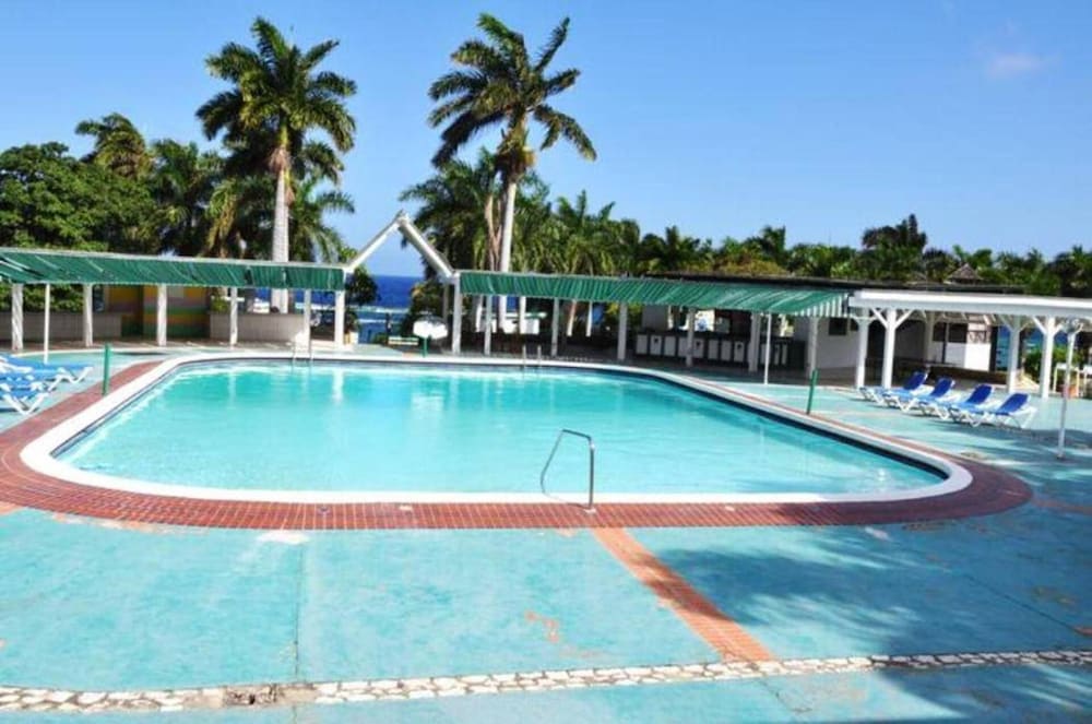 Hotel Oceanview Studio Apt W/ Pool, Bar & Beach Access