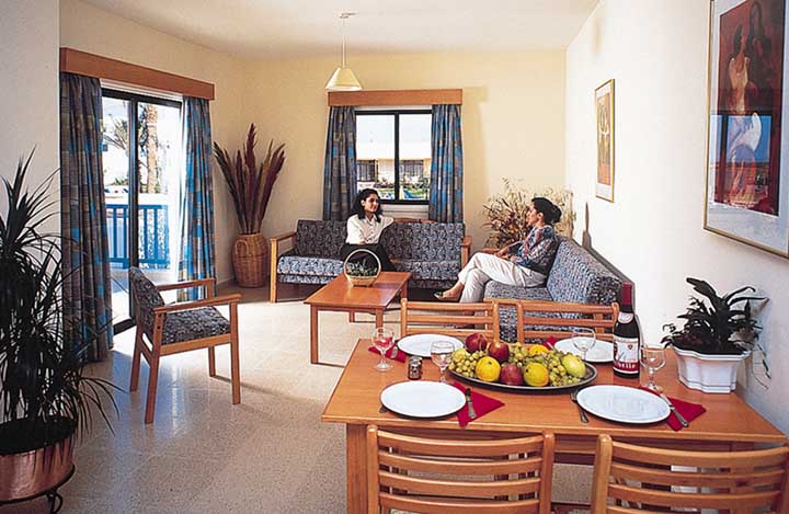 dal travel Aliathon Resort