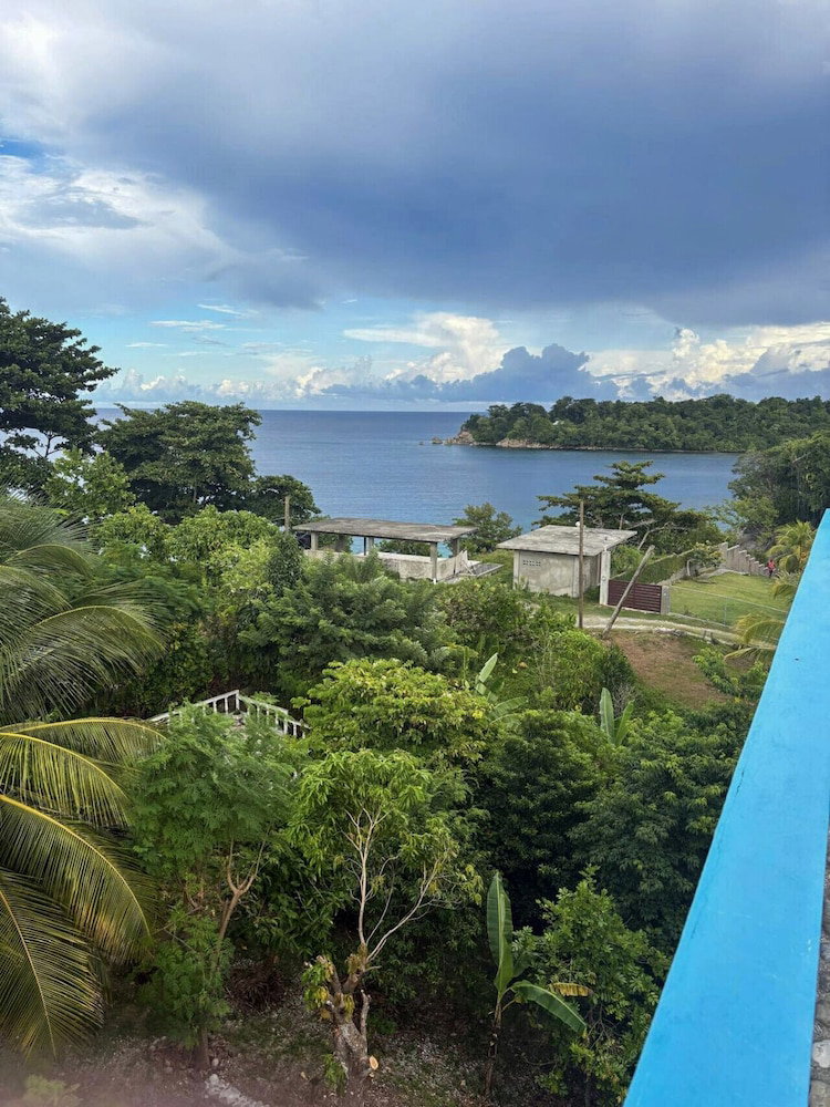 Hotel Perfect View - Entire House