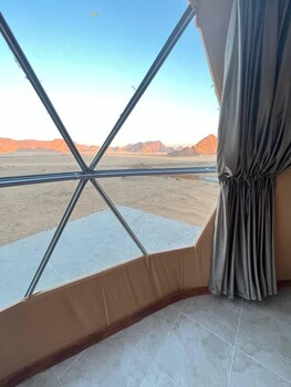 Wild Oryx Camp Bubbles