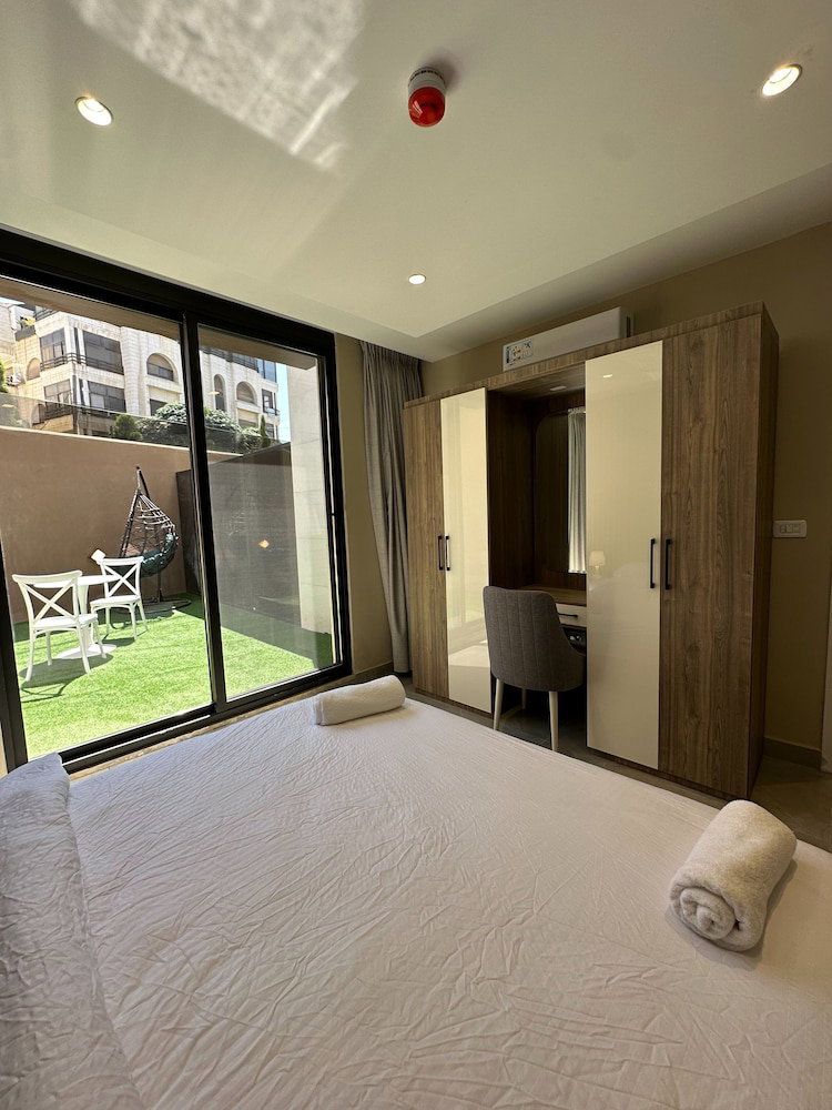 002 Al-Najeh Jre Apartments For Rent Ave