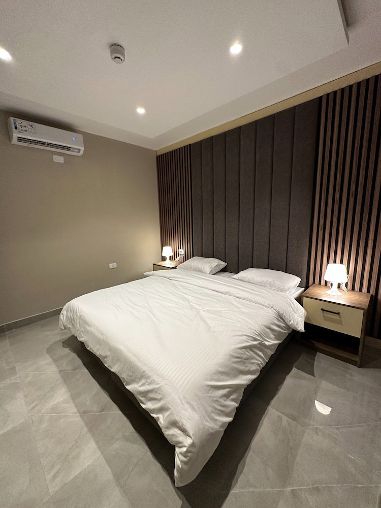 104 Al-Najeh Jre Apartments For Rent Ave