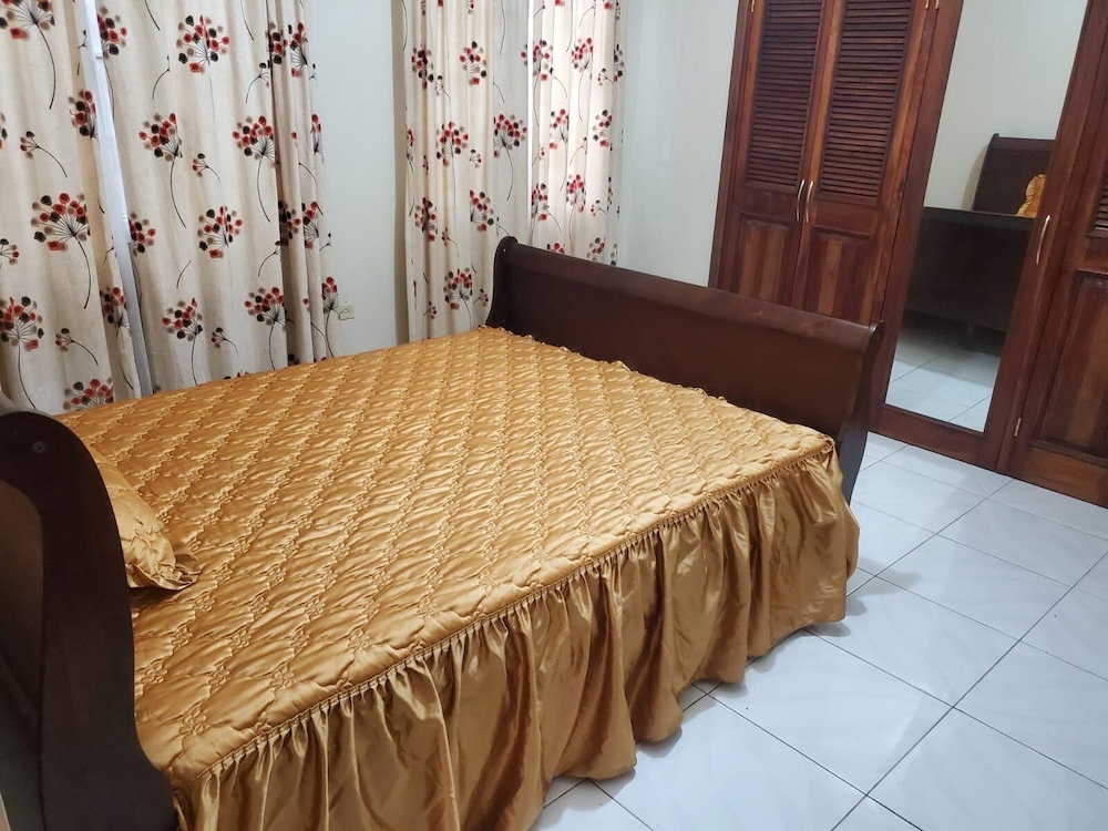 Sun Valley Retreat In Montego Bay