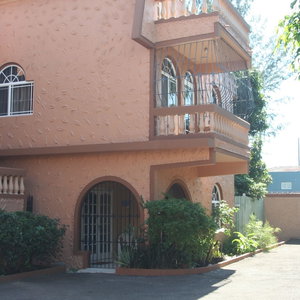Hotel Cozy Apartments cazare New Kingston
