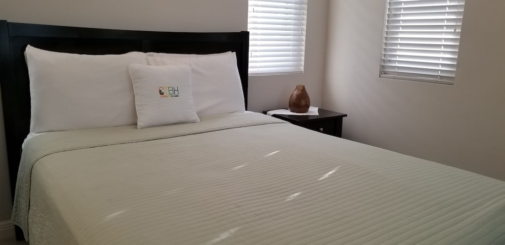 Hotel New Kingston Guest Apartment At Eight