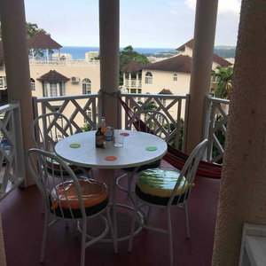 Hotel 1 Bed Villa - Sleeps 2 - Garden - Parking - Wifi cazare Ocho Rios