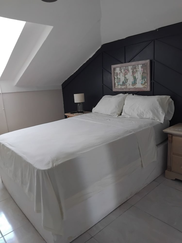 Hotel Leisure Duplex At Csompo Silver Manor