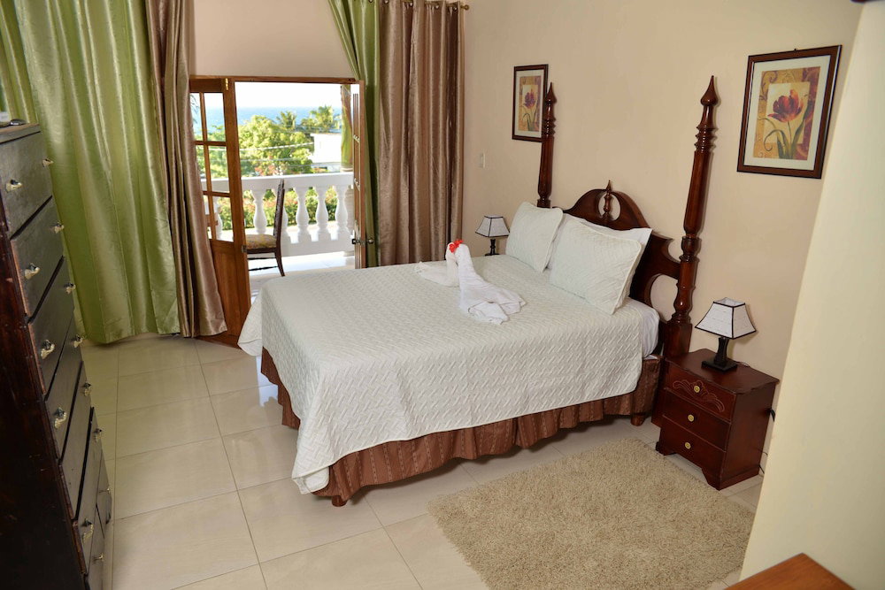 Hotel Chateau Margarite Hotel