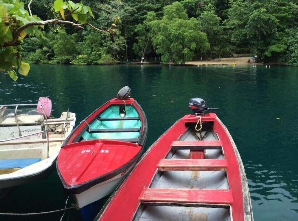 Hotel Tha Lagoon Spot