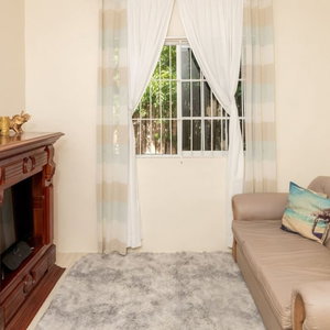 Hotel Adorable 1Br Cottage Walk To The Beach Priory cazare Saint Ann's Bay