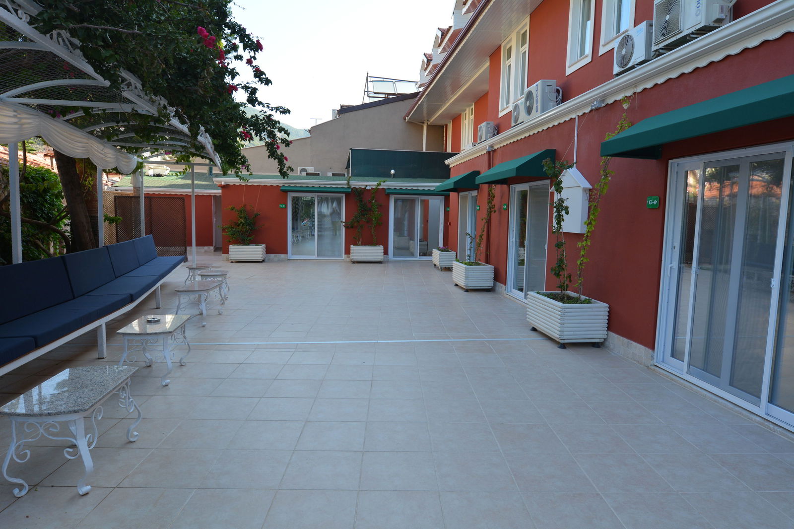 Hotel Tonoz Beach Hotel