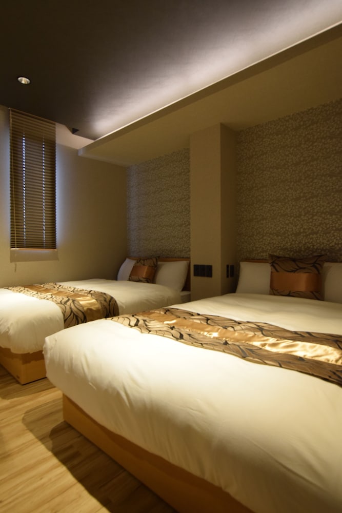 Grand Base Beppu Ekimae