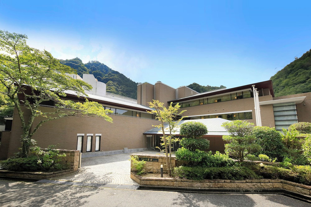 Hotel Raconter Arima