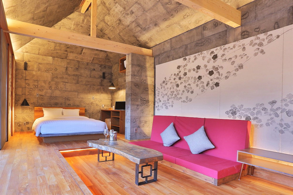 Hotel Kawasemi No Su
