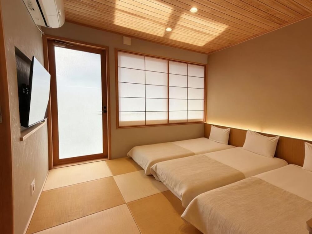 Kansai Airport Hotel Pine Villa