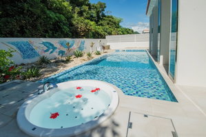 Hotel Pool Villa Sanrriott Okinawa Motobu cazare Motobu