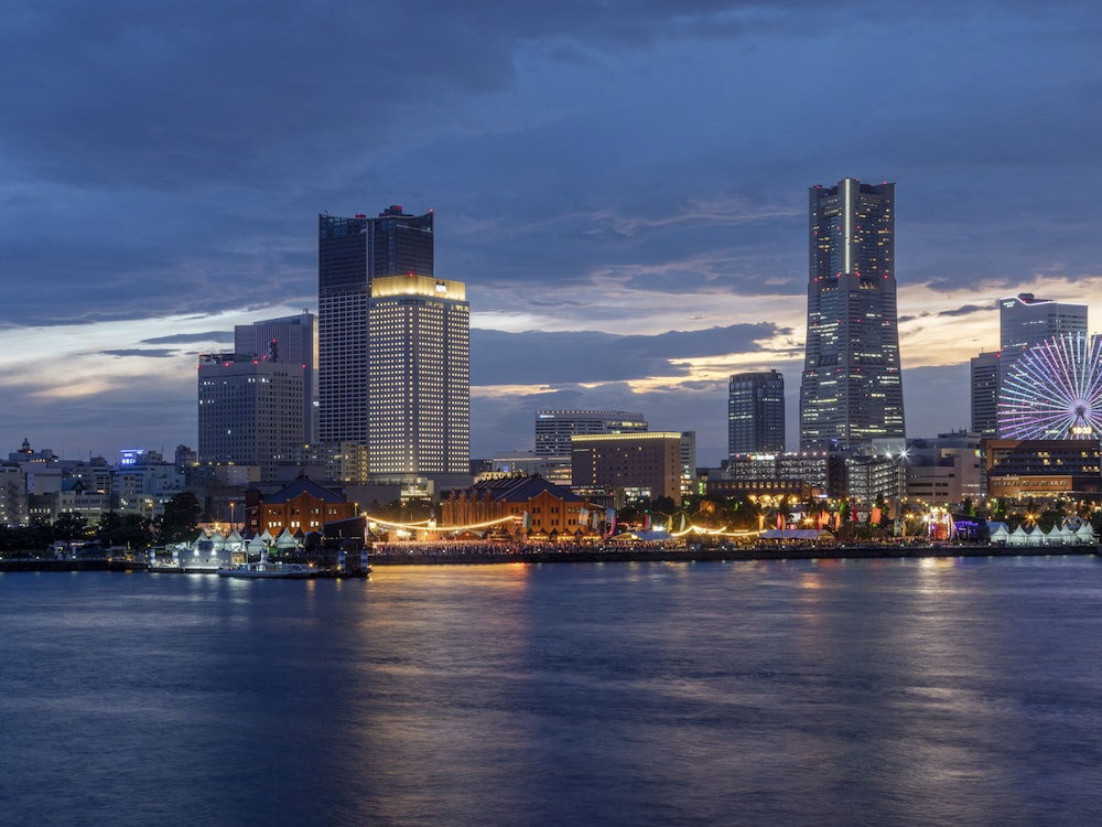 Hotel Apa Hotel & Resort Yokohama Bay Tower