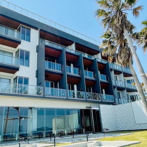 Hotel Albahotelandglamping cazare Maebaru-chuo