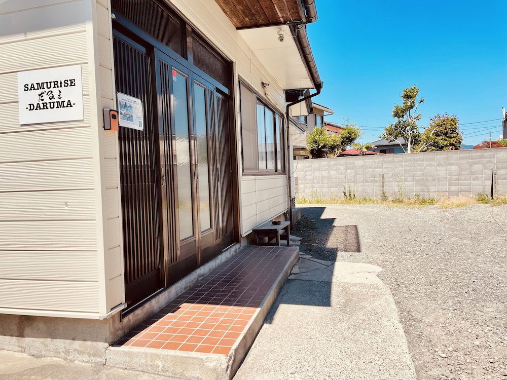 Hotel Samurise Daruma