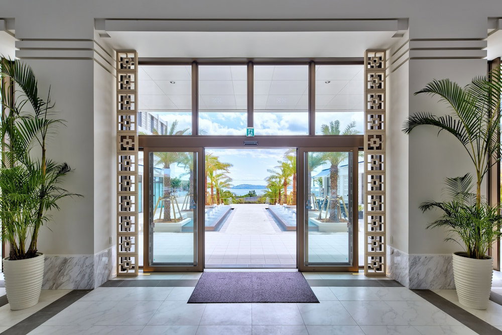 Ala Mahaina Condo Hotel