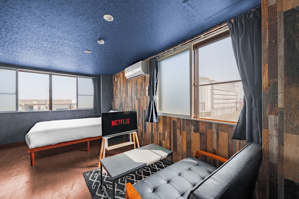 Hotel Silk Court 402