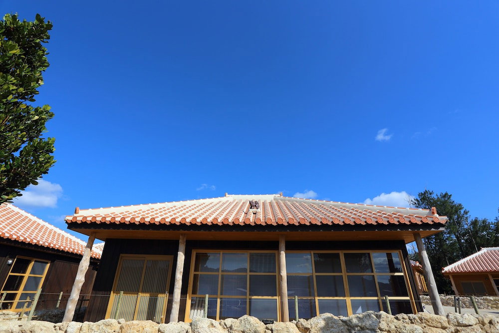 Hotel Tabinoteitaku Okinawanakijin Homann Concept