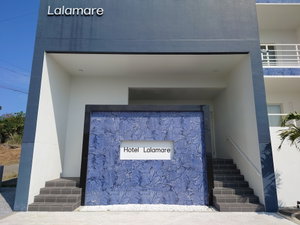 Hotel Lalamare Kouri cazare Motobu