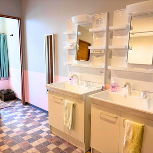 Hotel My Place - Hostel cazare Tomari