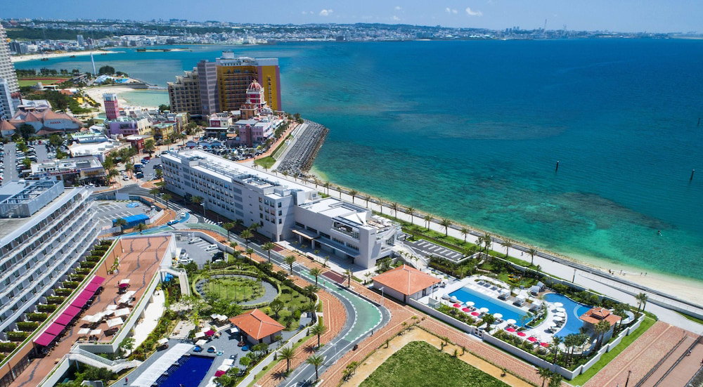 Hotel Doubletree By Hilton Okinawa Chatan Resort