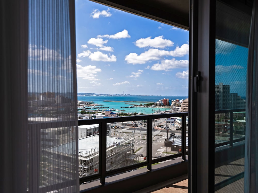 Hotel The Hotel Chatan By Sunrest Resort
