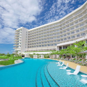 Hotel Hilton Okinawa Sesoko Resort cazare Motobu