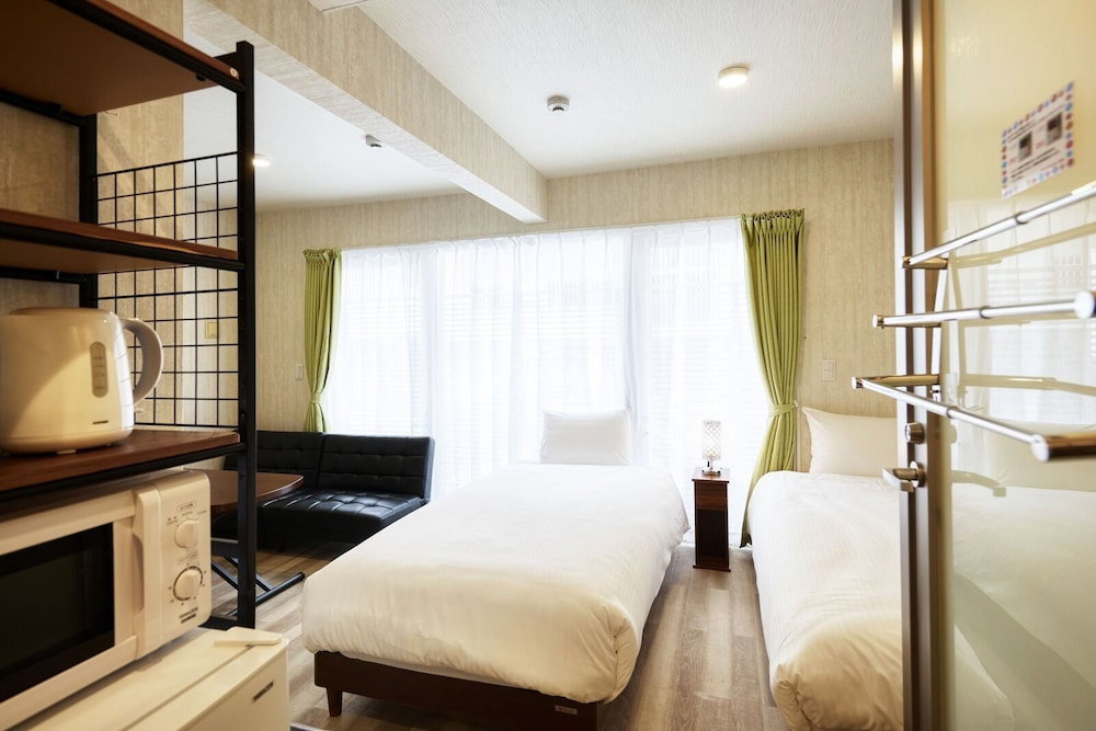 Hotel New Normal Condo In Kenchominamiguchi