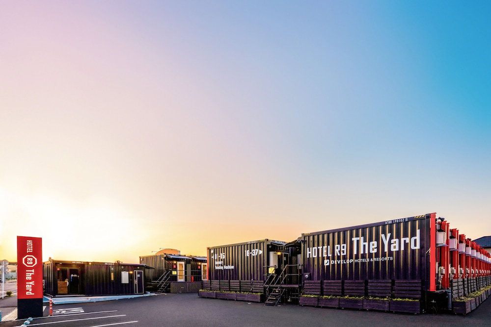 Hotel Hotel R9 The Yard Ota