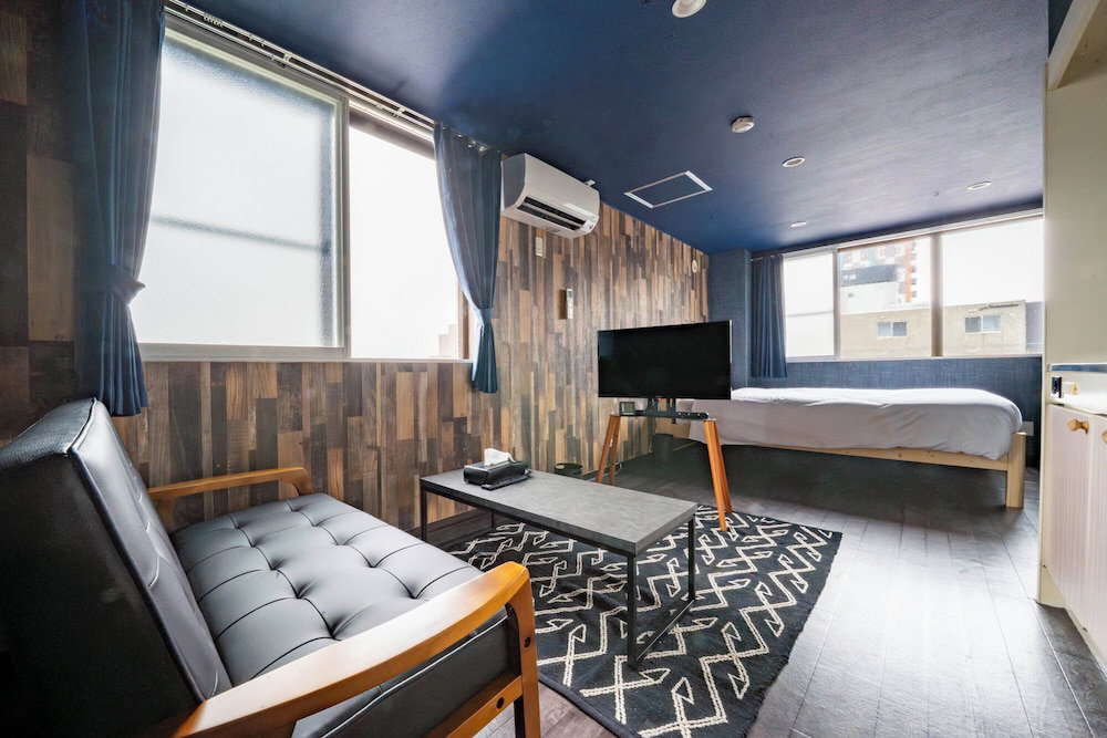 Hotel Silk Court 403