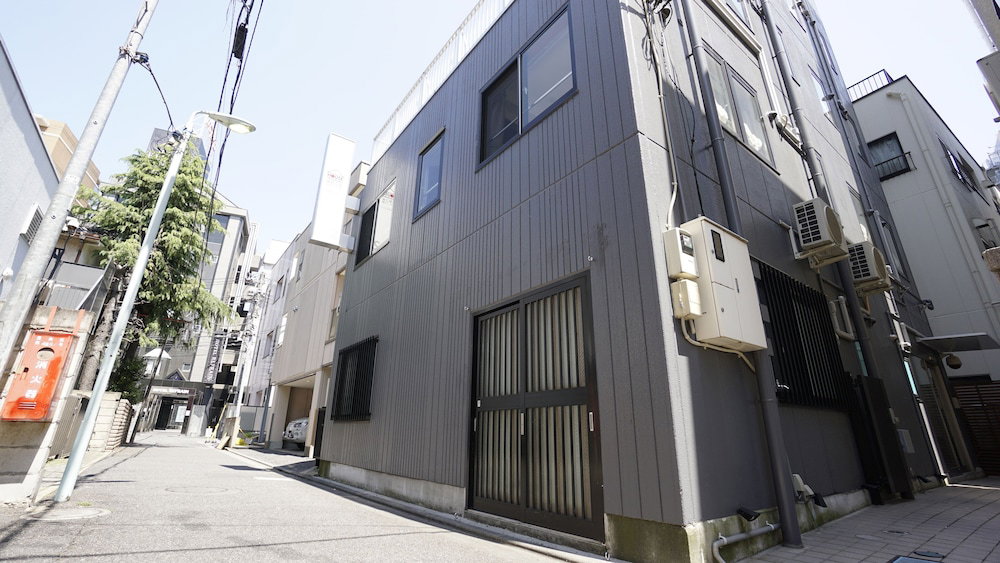 Hotel House Ikebukuro – Hostel