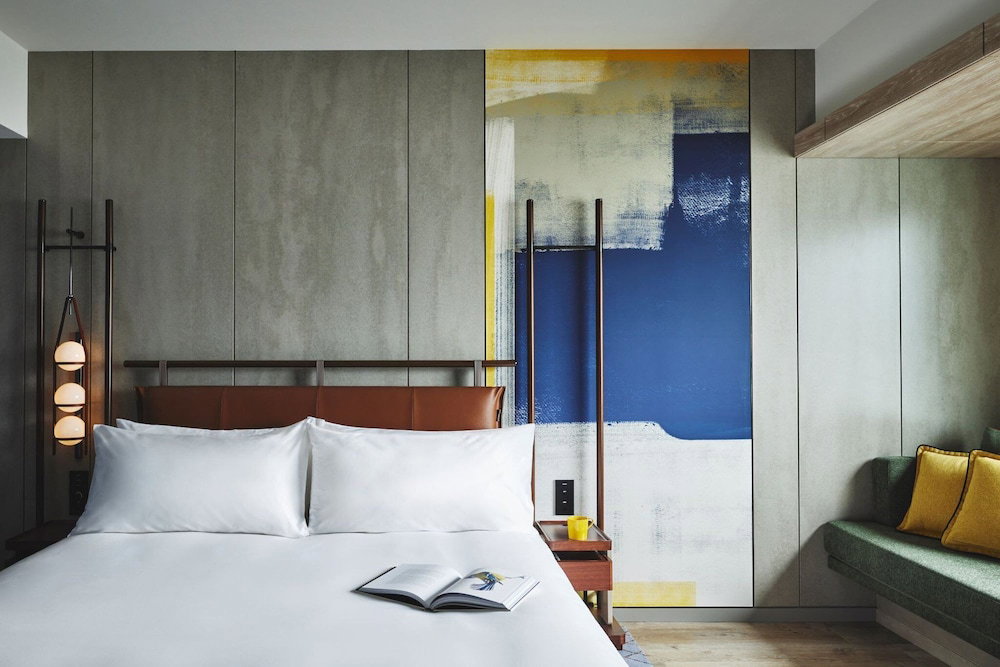 Voco Osaka Central By Ihg