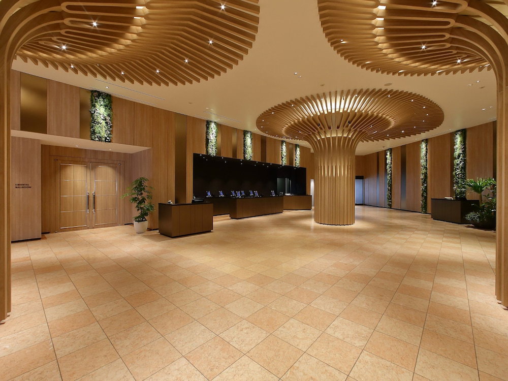 Oriental Hotel Universal City