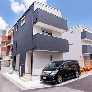 Hotel New Open Tabitaimu Momodani Momo cazare Higashi-osaka