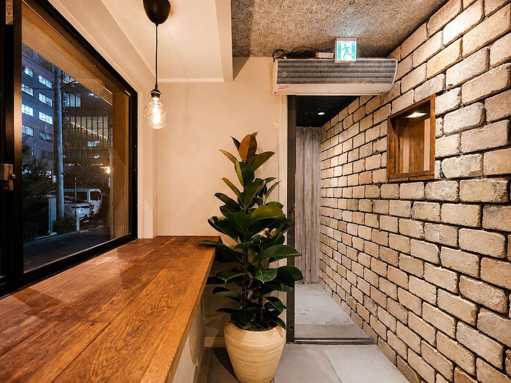 Akasaka Guesthouse Hive - Hostel