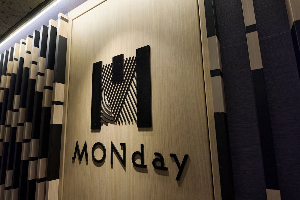 Monday Apart Hamamatsucho Daimon