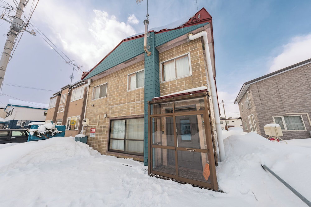 Hotel Motomachi House