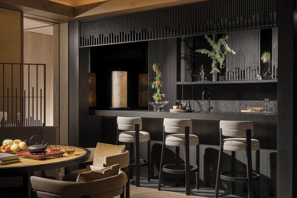 Four Seasons Hotel Osaka