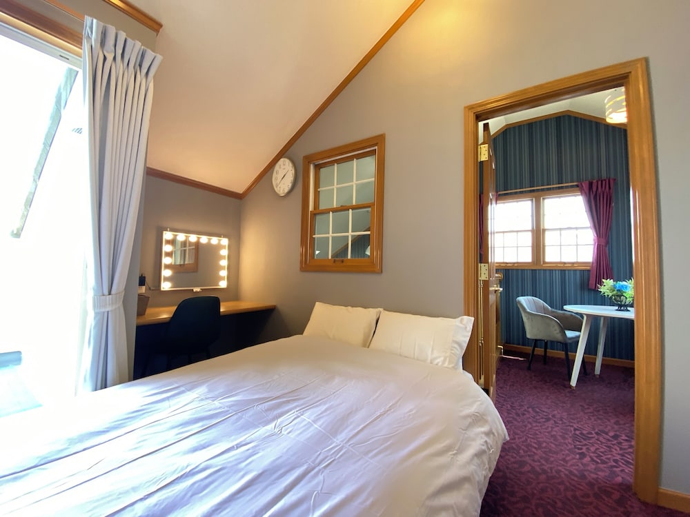 Hotel Five Room 120