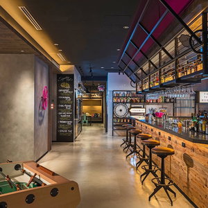 Hotel Moxy Osaka Honmachi cazare Chuo