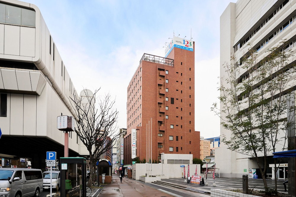 Hotel Hotel 1-2-3 Kokura