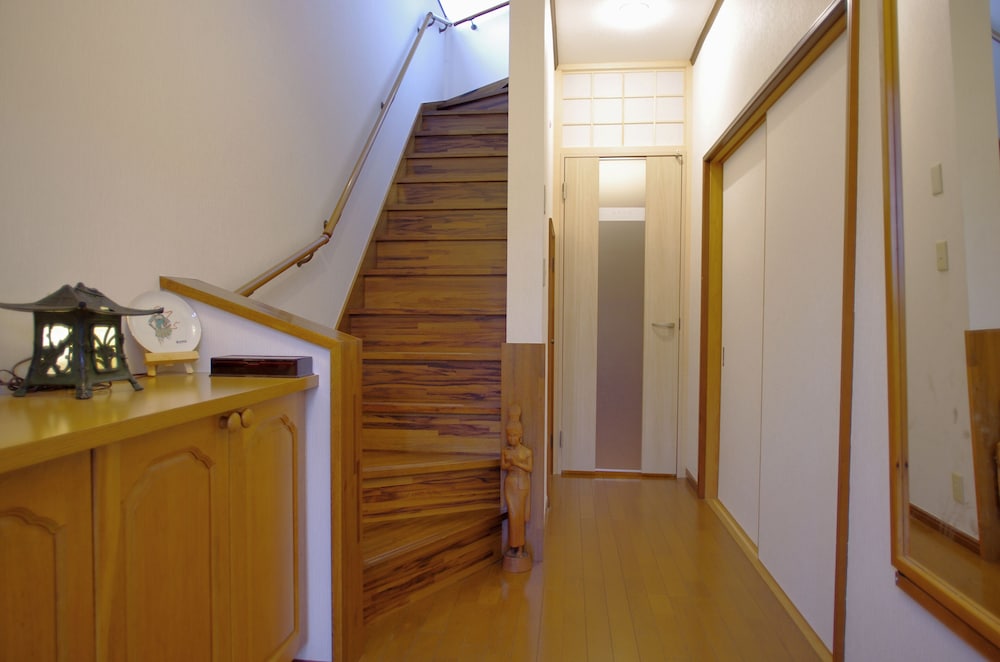 Nyoze House