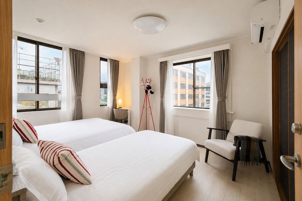 Panda Stay - Asakusa 5 Mins Walk & Skytree Apt