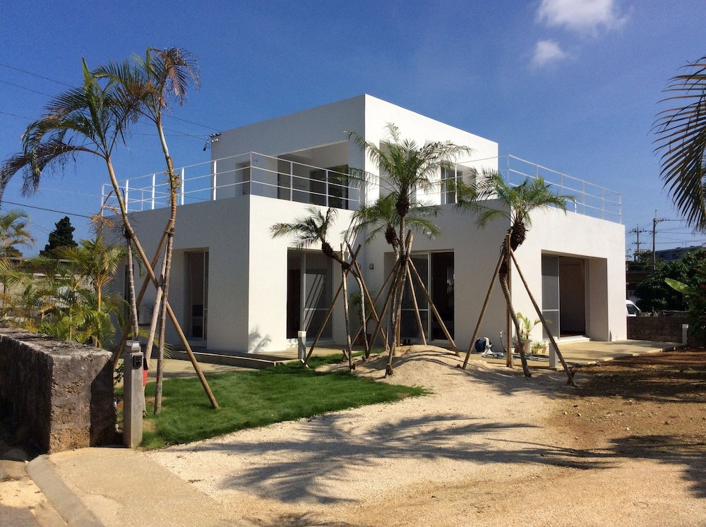 Hotel Seaside House Nirai